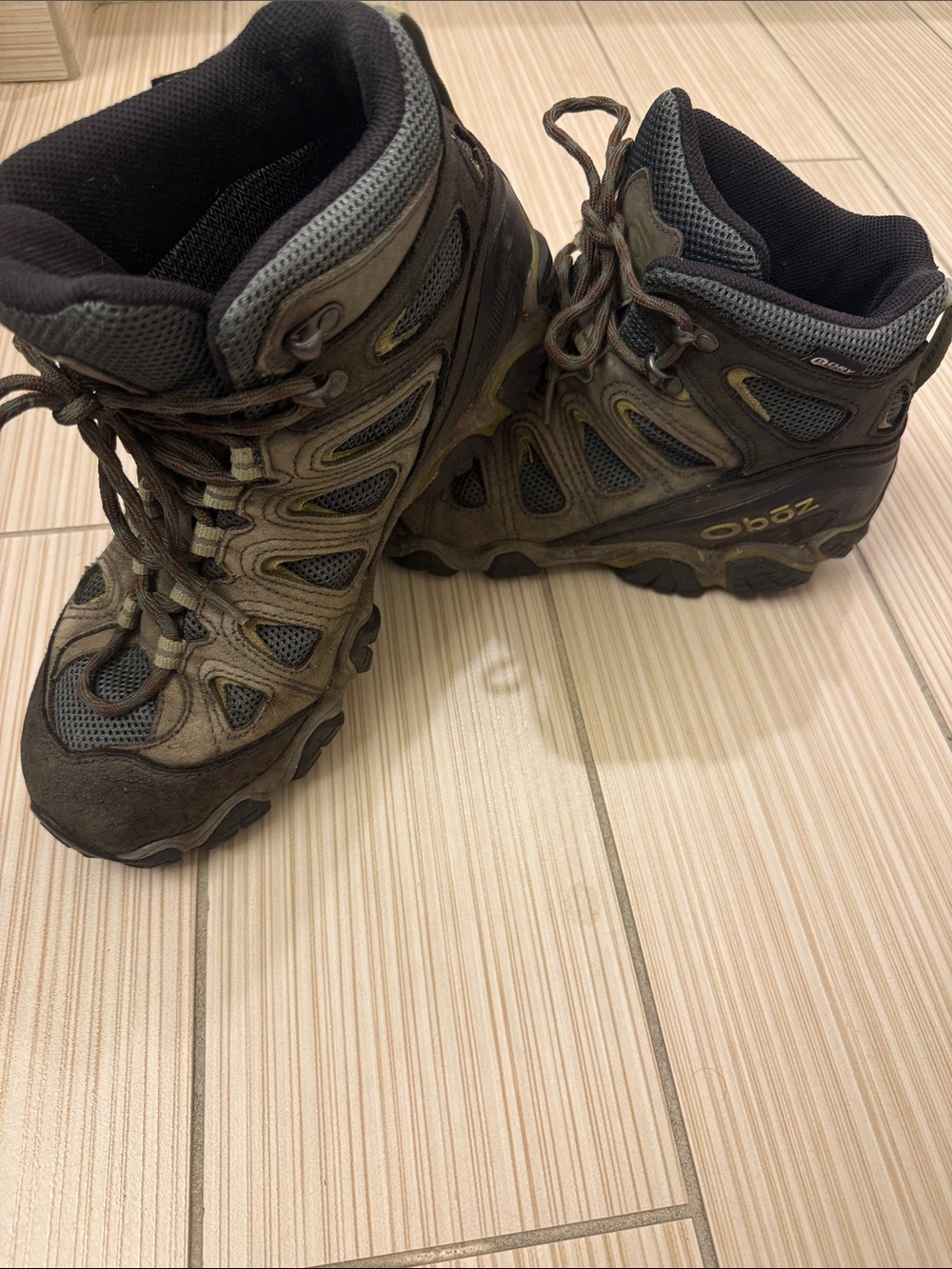 Oboz Women's Sawtooth X Mid B-DRY Hiking Boot Sz. 9 - Picture 3 of 12